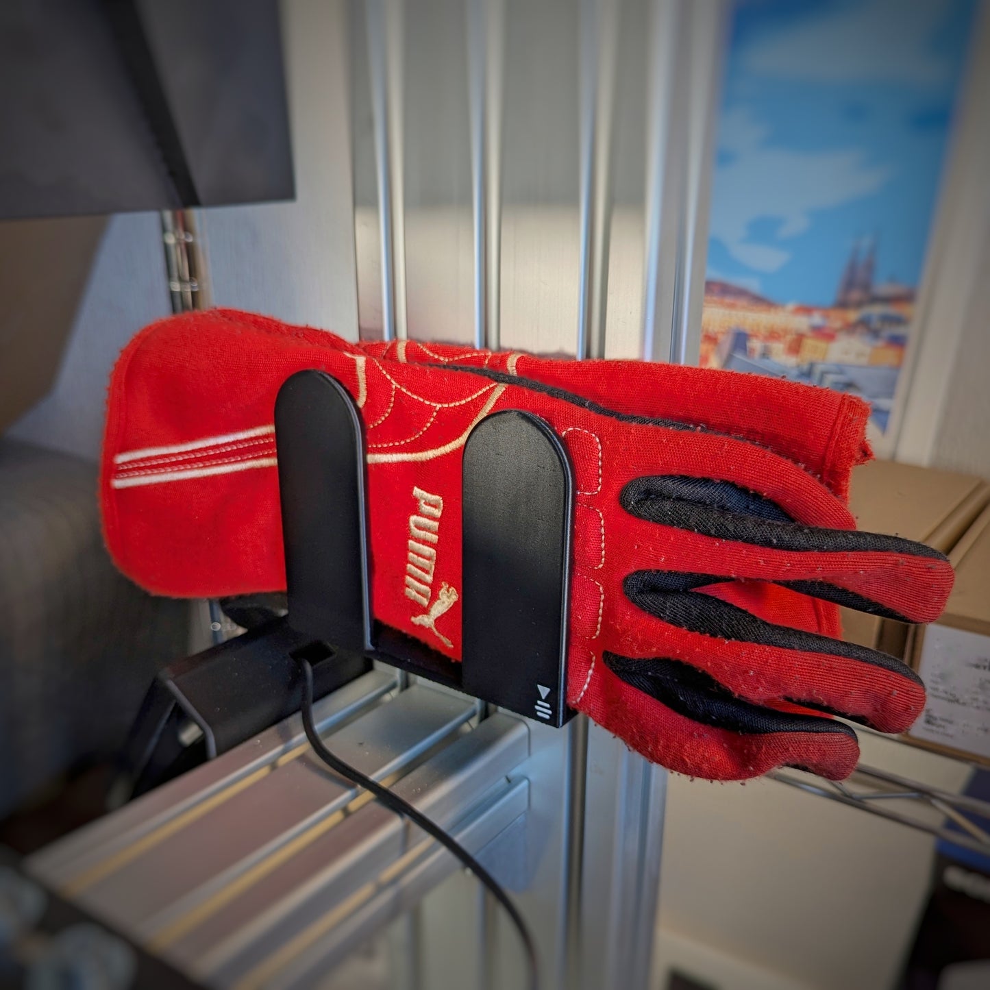 Supporto Guanti Simracing | Cockpit Profilo in Alluminio