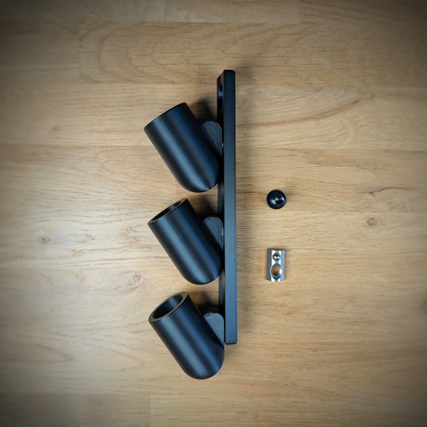 Uchwyt do przechowywania pompki rowerowej i nabojów CO₂