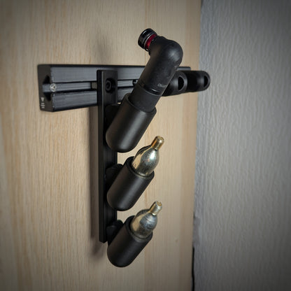 Uchwyt do przechowywania pompki rowerowej i nabojów CO₂