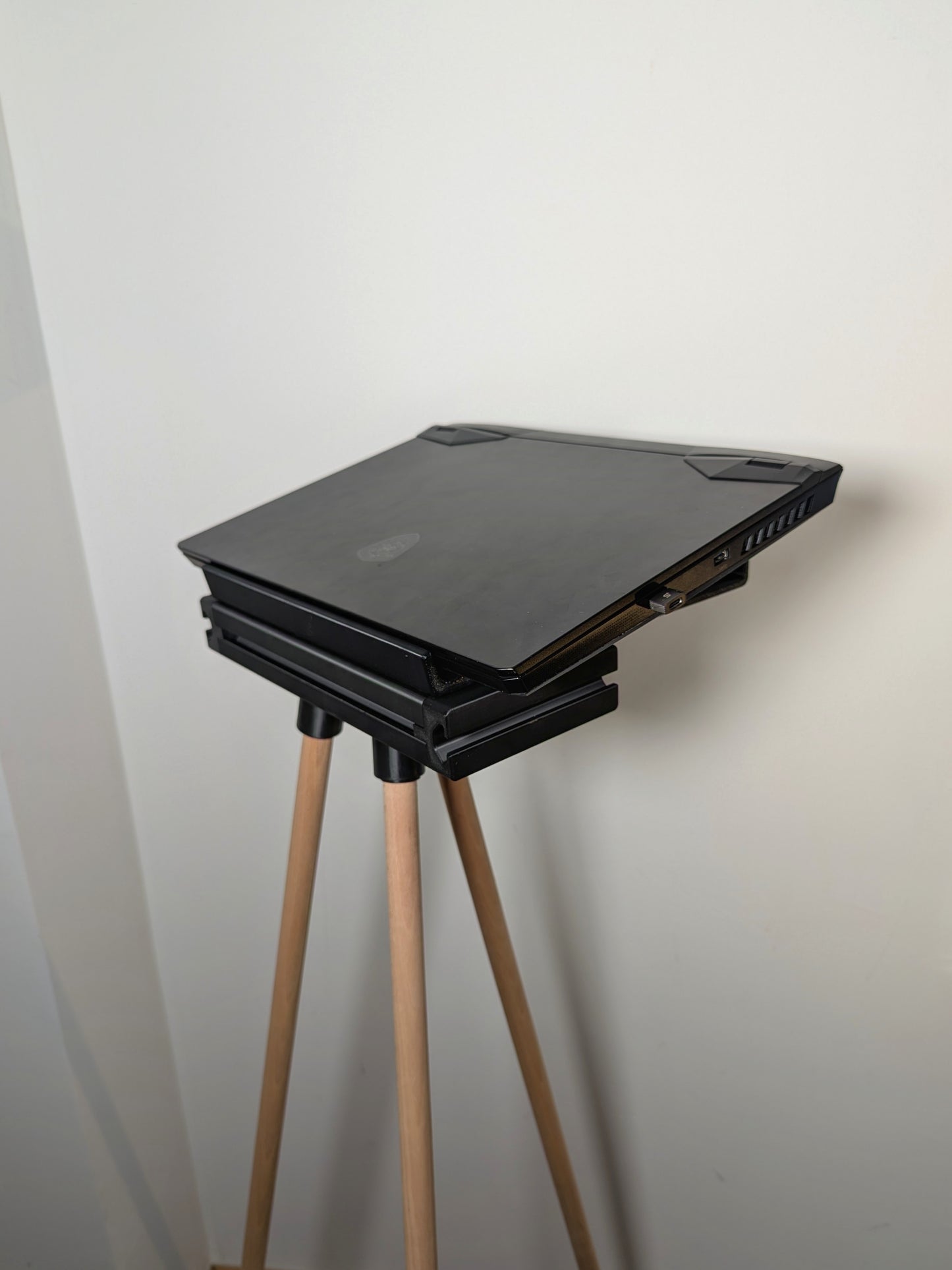 Support ordinateur pour home trainer