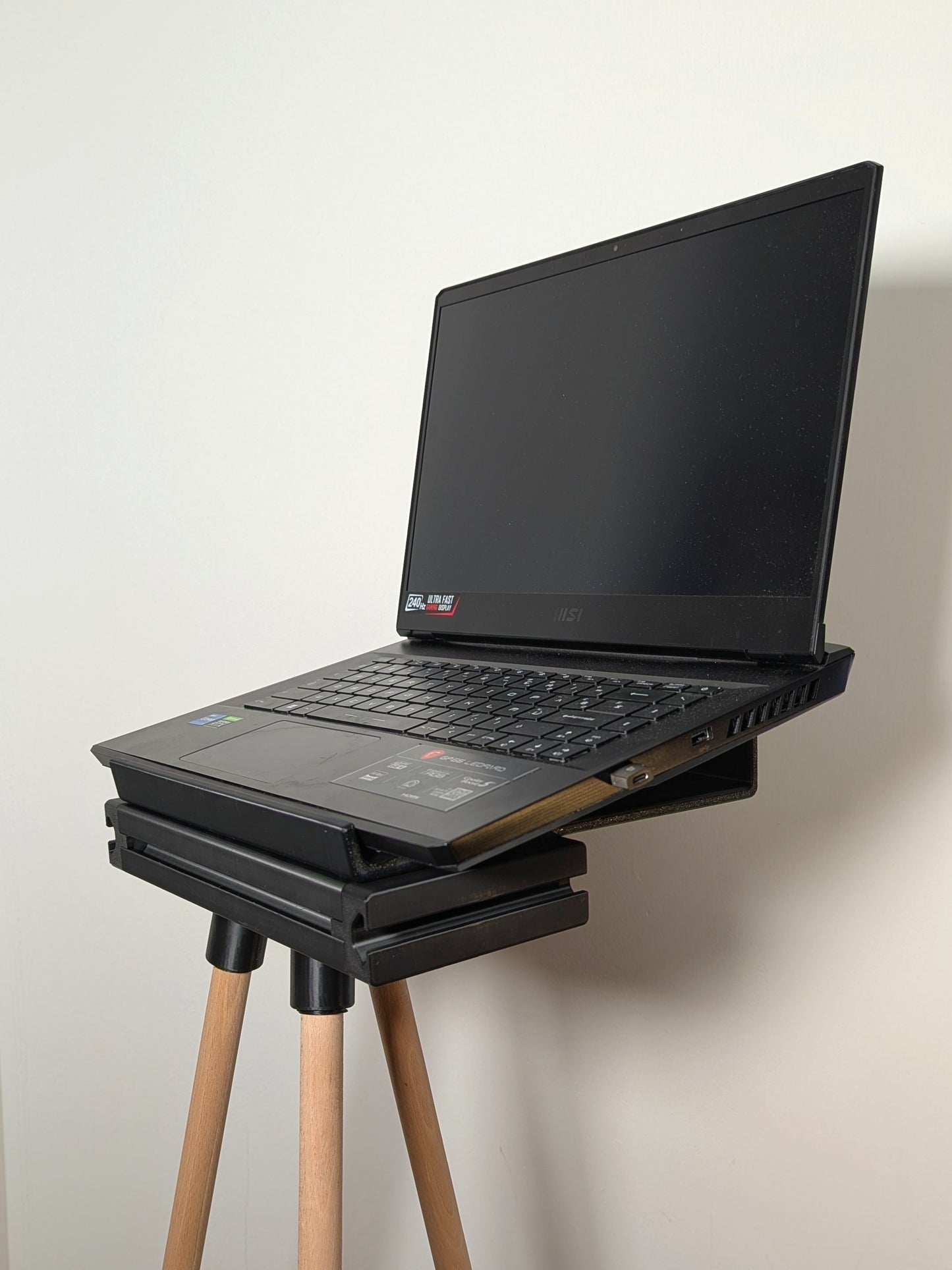 Support ordinateur pour home trainer