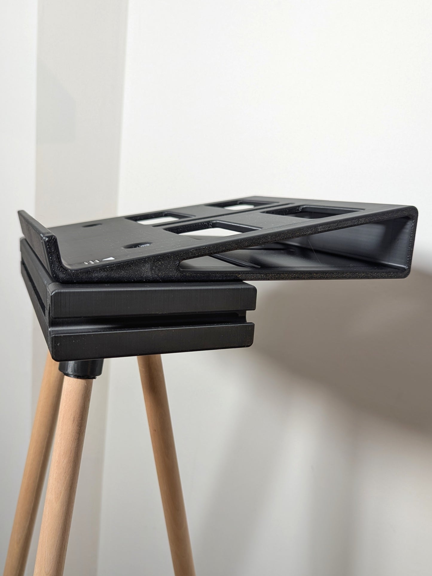 Support ordinateur pour home trainer