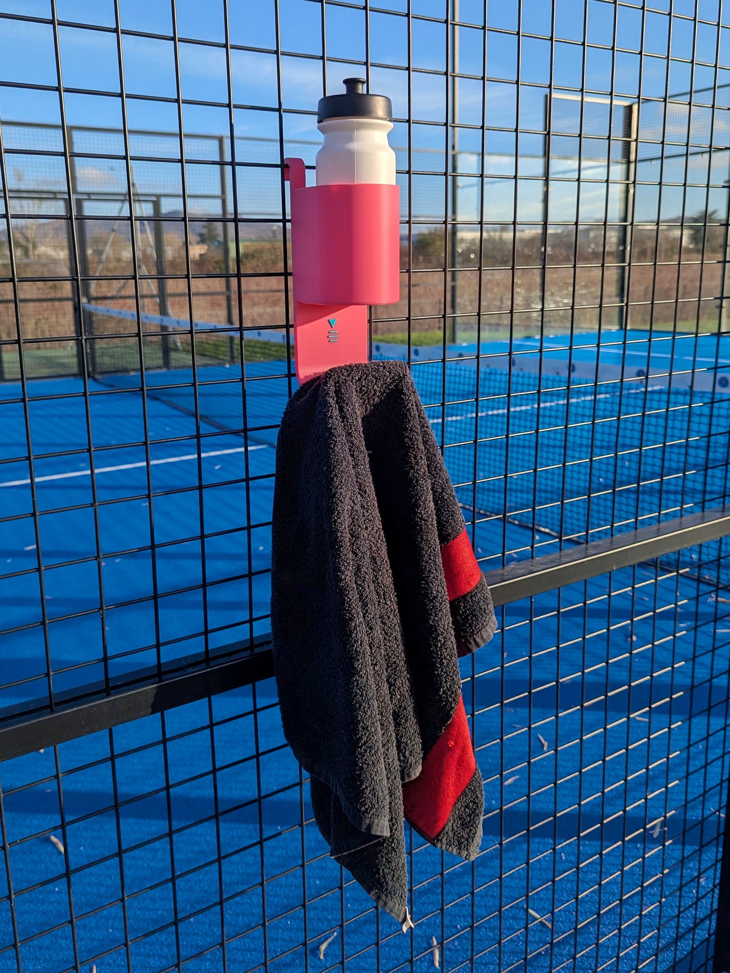 Support Gourde & Serviette pour Padel